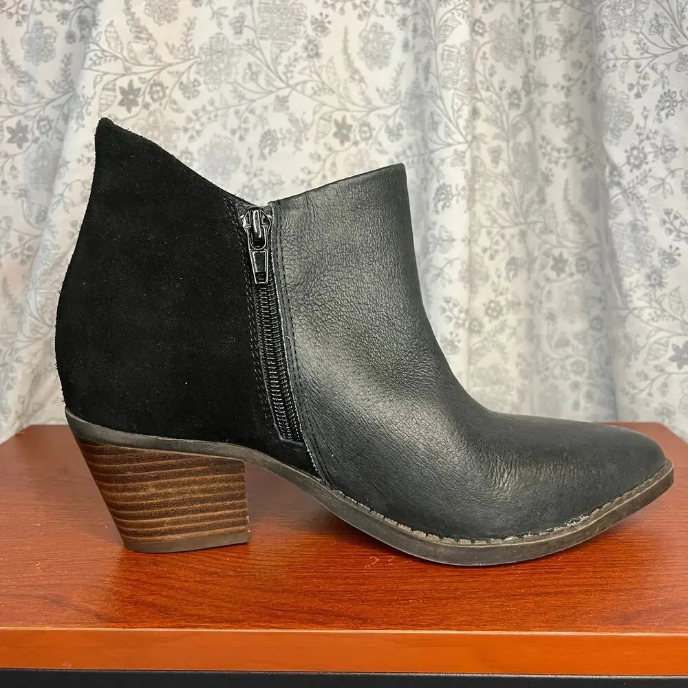 Yellow Box Dannika Black Leather Suede Booties Size 7M Western Ankle Boots